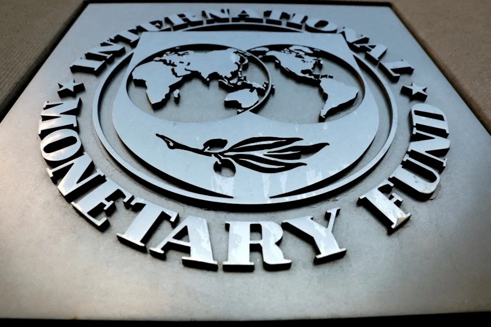 IMF lowers Argentina’s reserves target by $5 billion